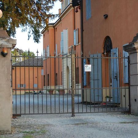 Al Cancello Bed & Breakfast Modena Exterior photo